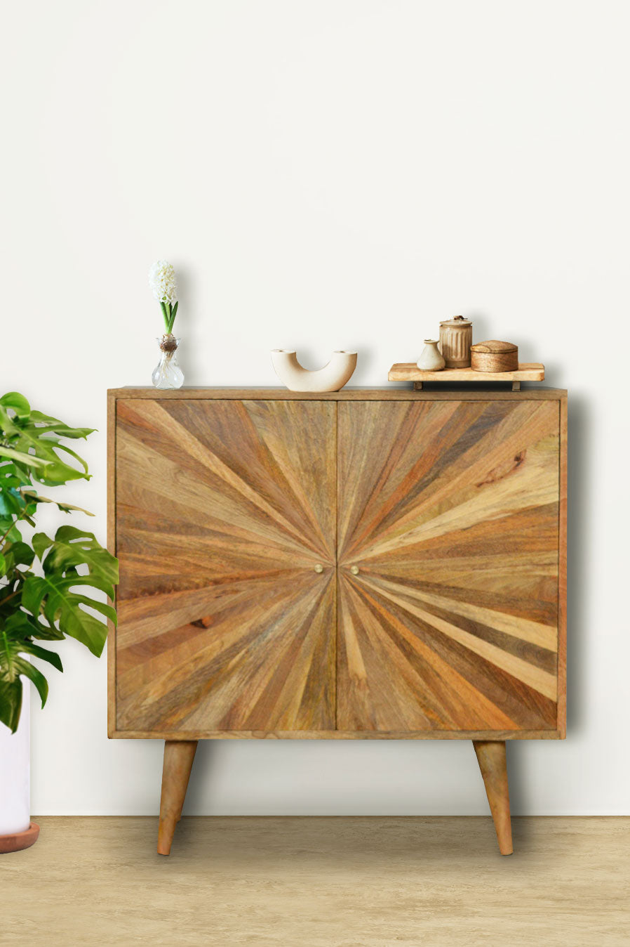 Dawn Sideboard Cabinet, Solid Oak - Broxle