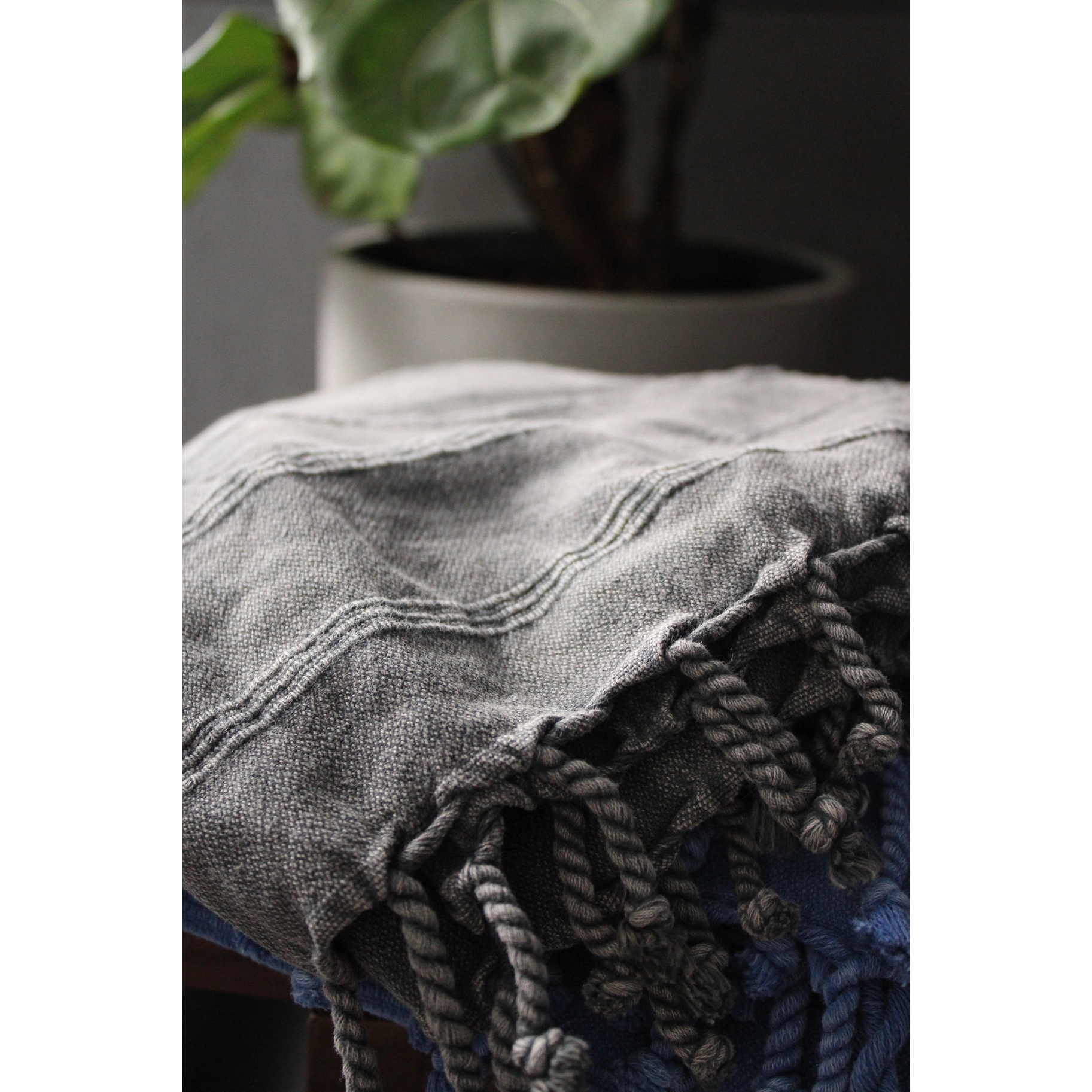 The Rune Towel - Stonewashed Black - Broxle