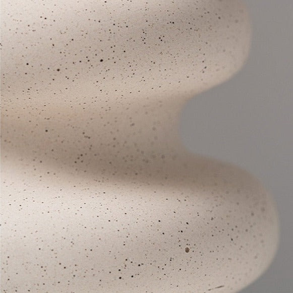 Bibury Beige Ceramic Vase - Broxle