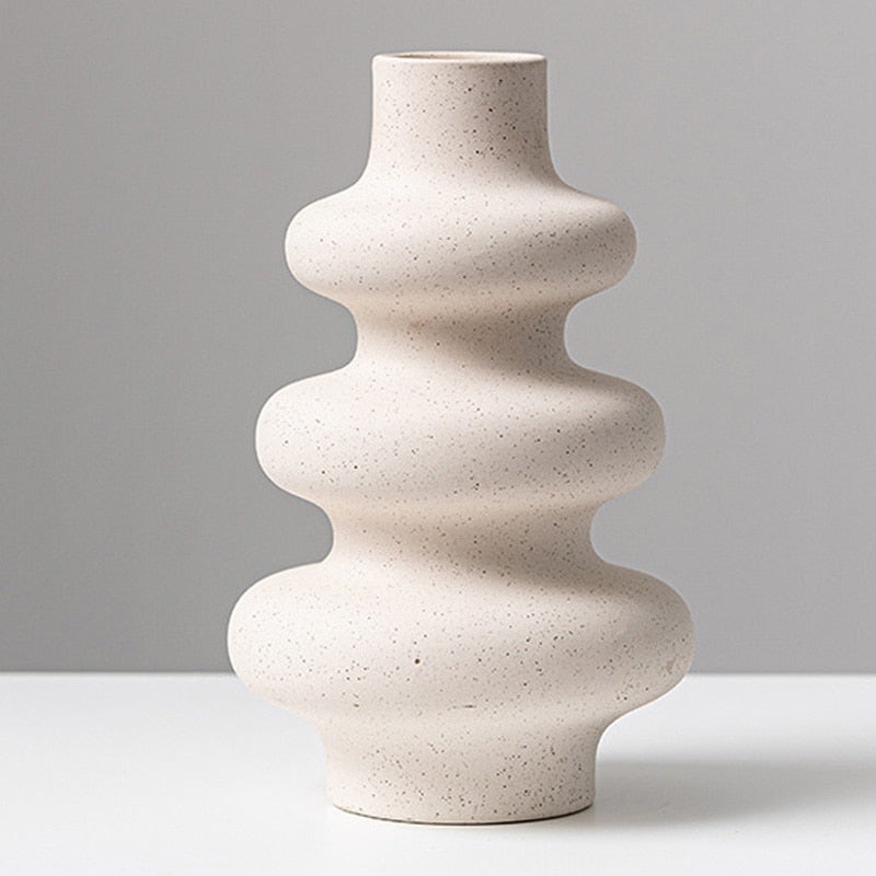 Bibury Beige Ceramic Vase - Broxle