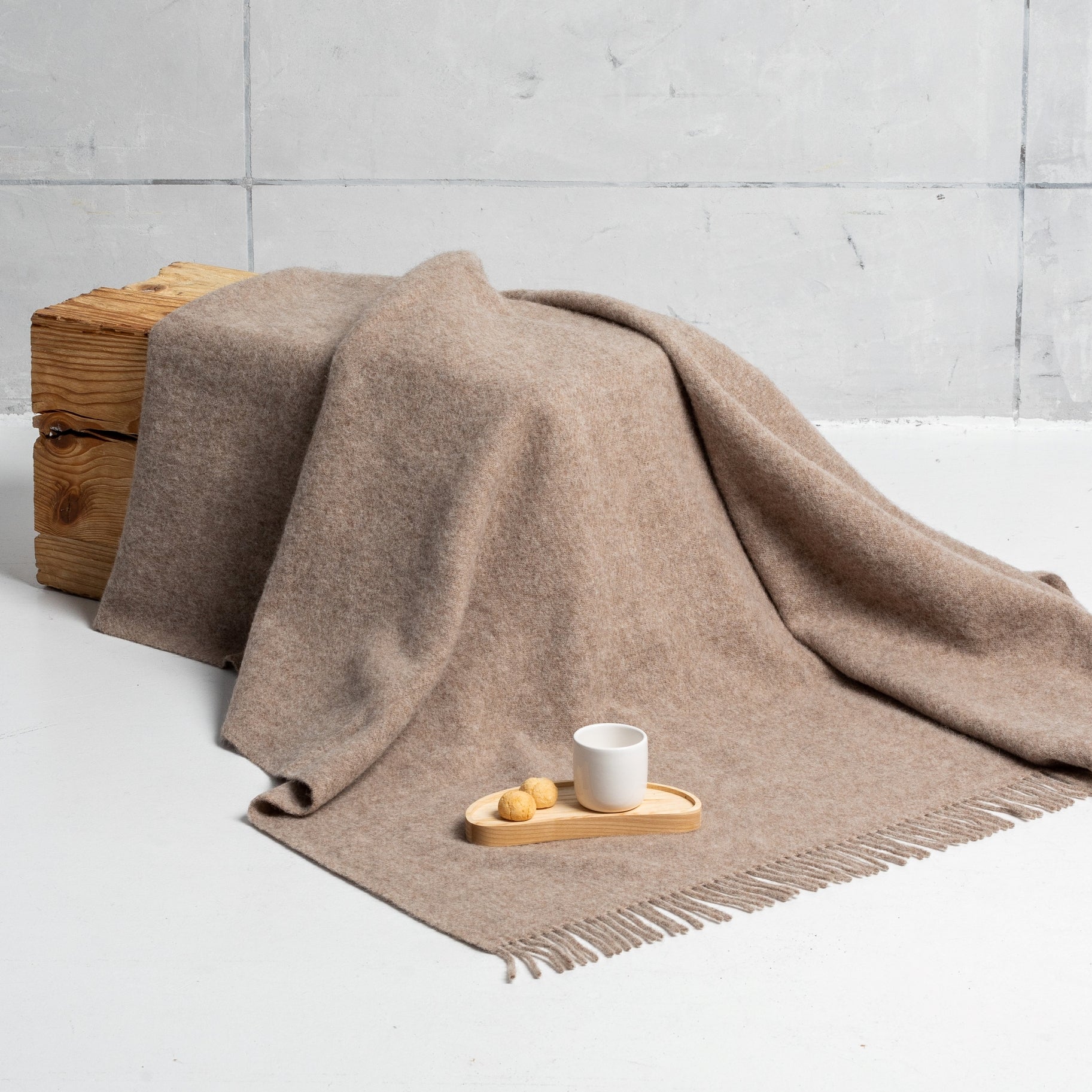 Natural Scandinavian Gotland Wool Throw Blanket - Brown - Broxle