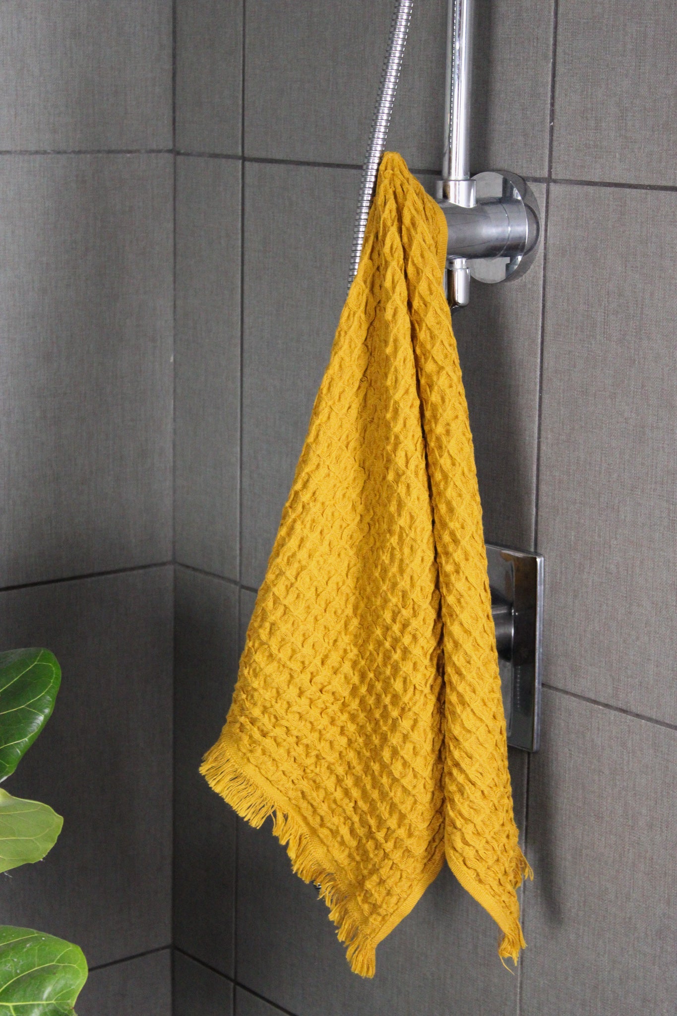 The Winchester Hand Towel - Broxle